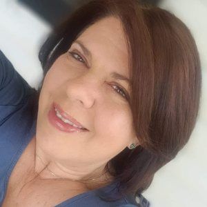 Meet your Posher, Lorraine